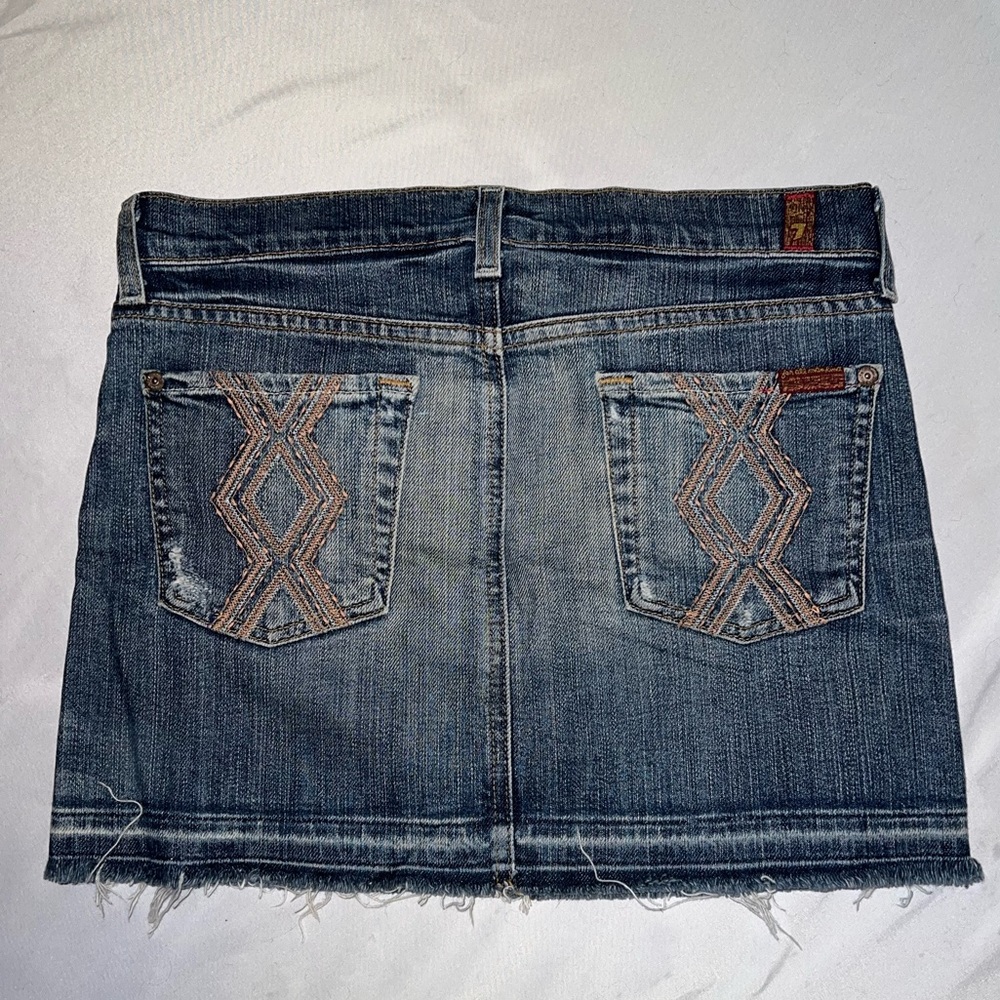 7 For All Mankind denim skirt 😍